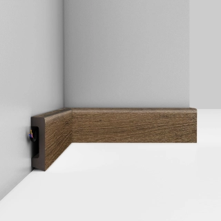 D234-88/15 Плинтус ДМ(58*16*2400 мм)