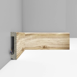 D235-82/20 Плинтус ДМ(80*17*2400 мм)